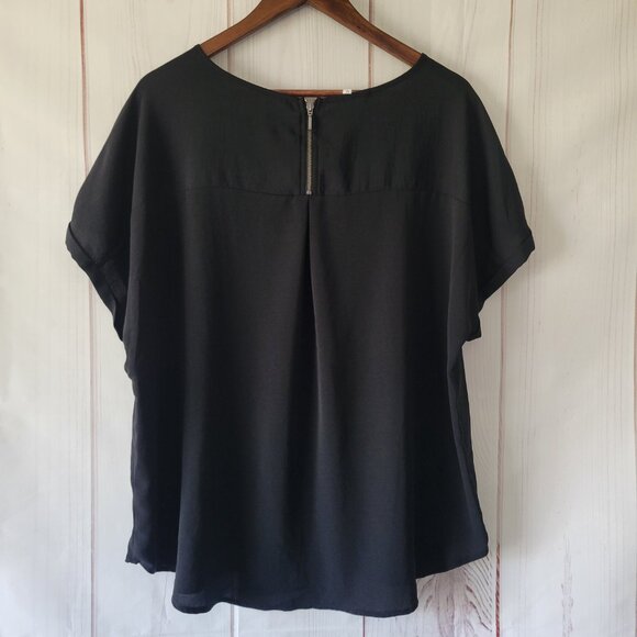 Maurices Cap Sleeve Blouse, Relaxed Fit Top, Women’s XL, Black, Casual Shirt - Picture 4 of 9